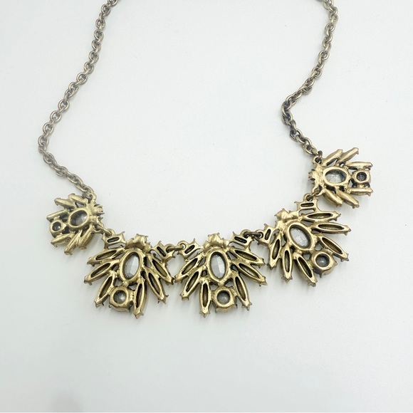 J Crew Signed Necklace Off White Crystal Stations Gold Tone Chain Statement - Picture 9 of 10